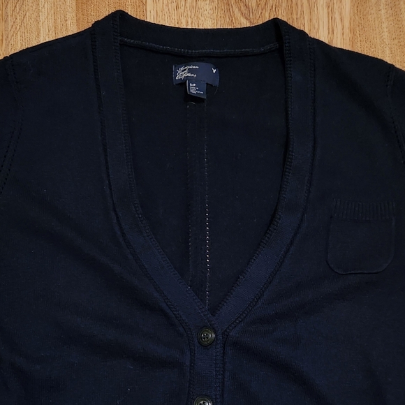 American Eagle Knit Button Cardigan Sweater Vest Short Sleeve Navy Blue Small - Picture 2 of 8